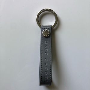 Marc Jacobs leather key chain retail limited